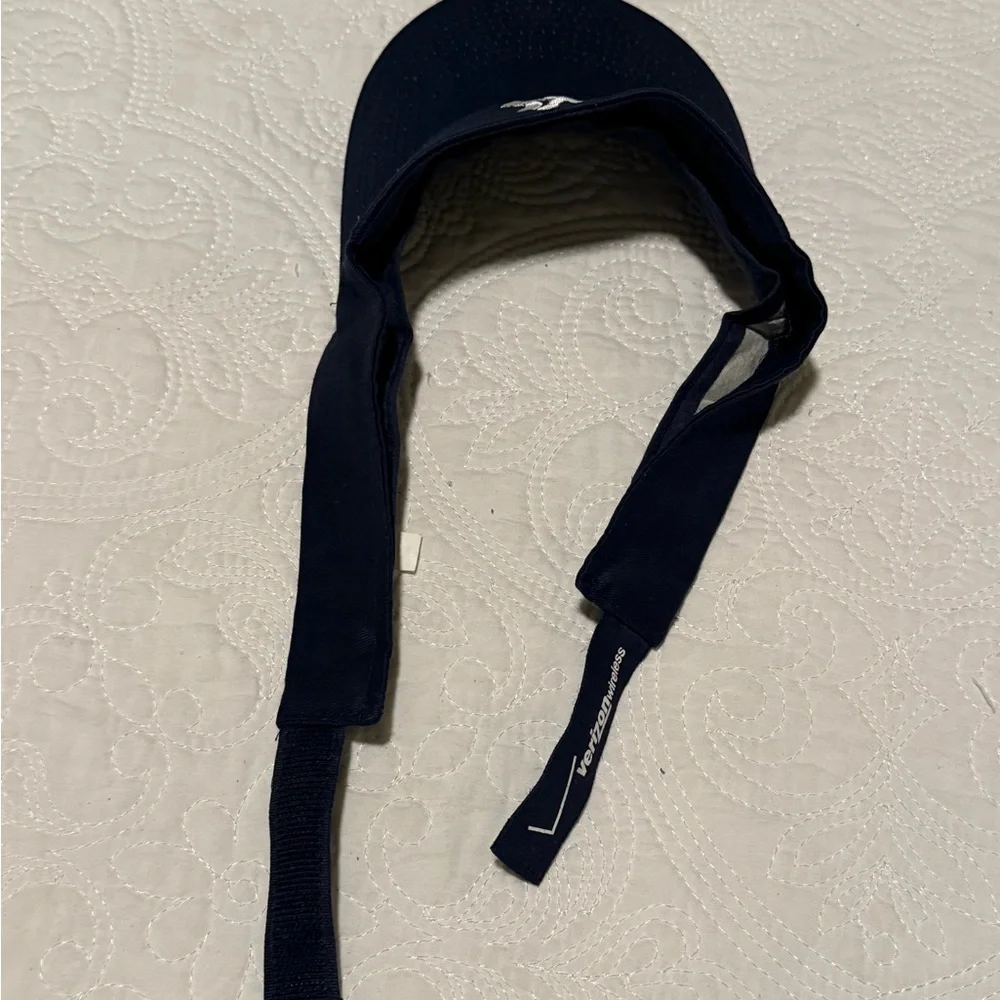 NY Yankees  Navy Visor/Sun Hat with Verizon logo on the‎ back